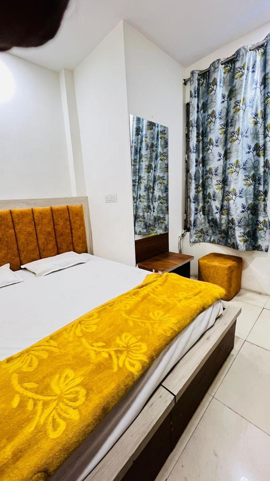 Royal Raj Palace Ujjain Εξωτερικό φωτογραφία